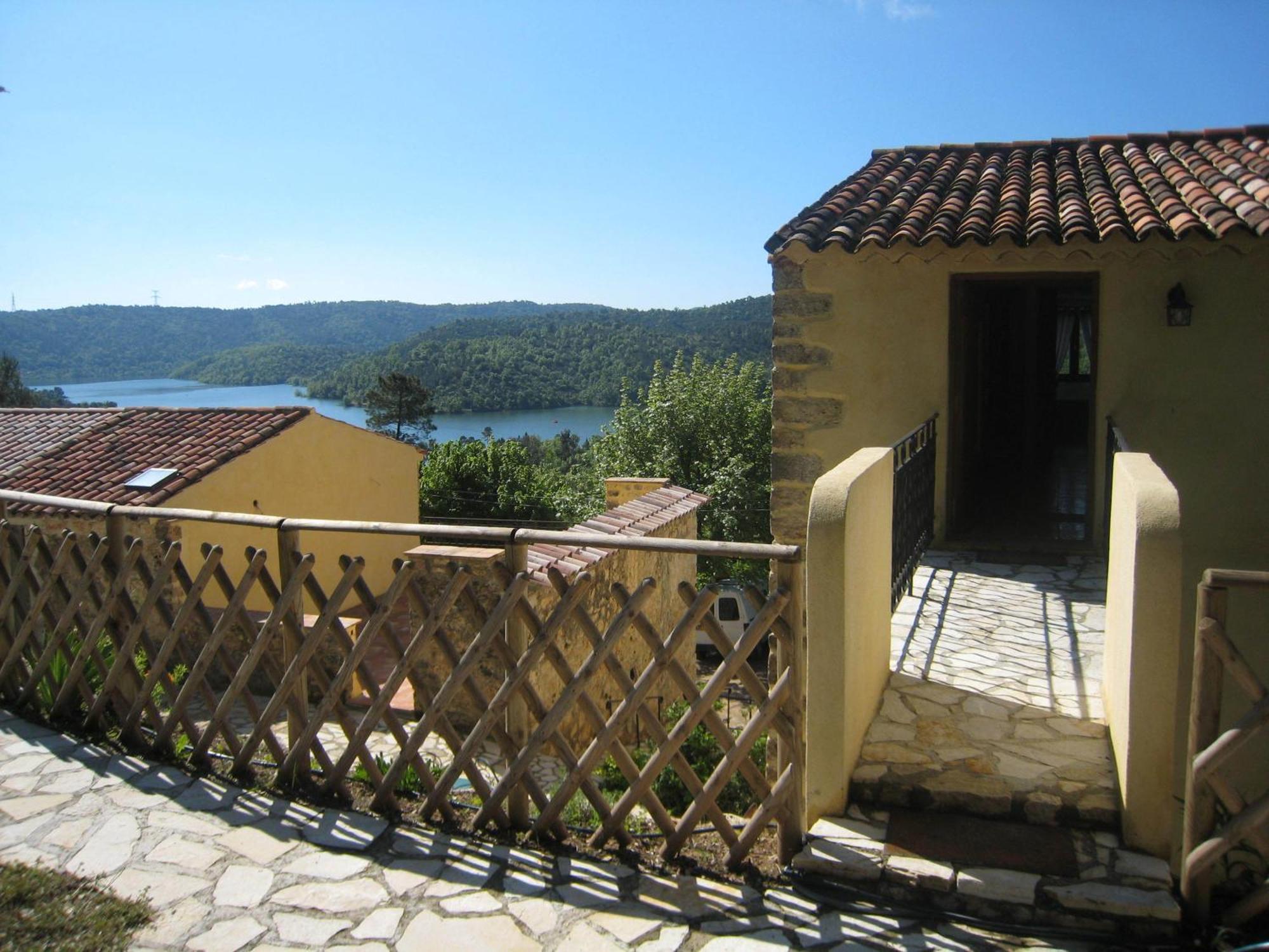 Les Gites Du Lac Montauroux Exterior photo